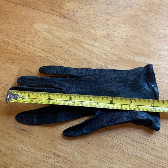 Vintage womens gloves, leather, Jouvin made In Paris. - Picture 6 of 7